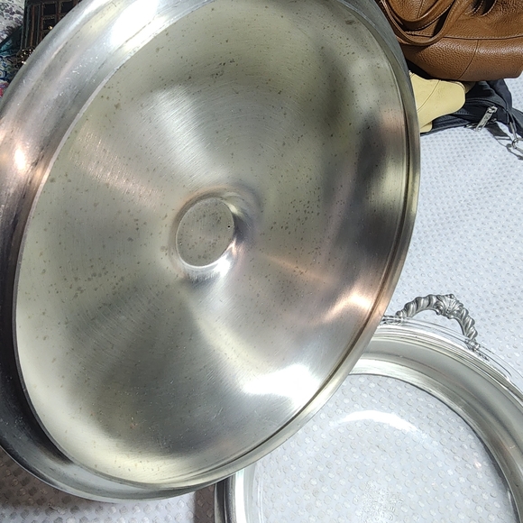 VINTAGE COLONIAL BOARDMAN PEWTER SERVER WITH PYREX 2 QT GLASS BOWL SET RARE - Picture 3 of 12